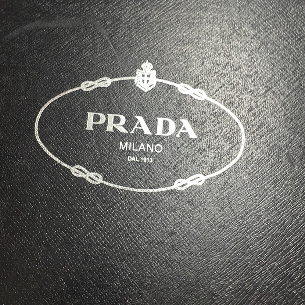 Prada heels authentic - Picture 8 of 8